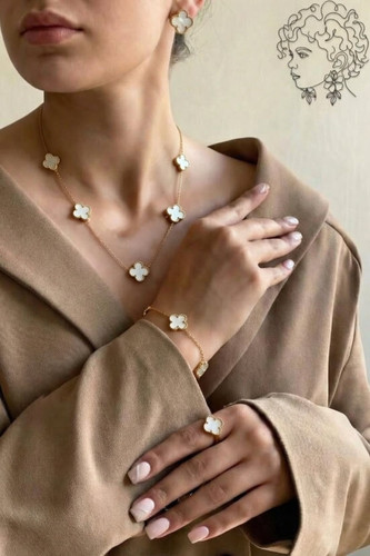 ست ونکلیف سفید طلایی